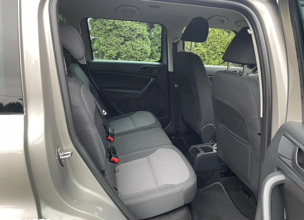Skoda Yeti cena 39800 przebieg: 174000, rok produkcji 2013 z Strzelce Opolskie małe 562
